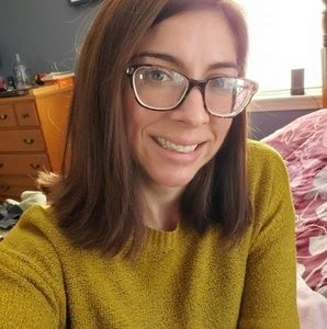 Meet your Posher, Becky